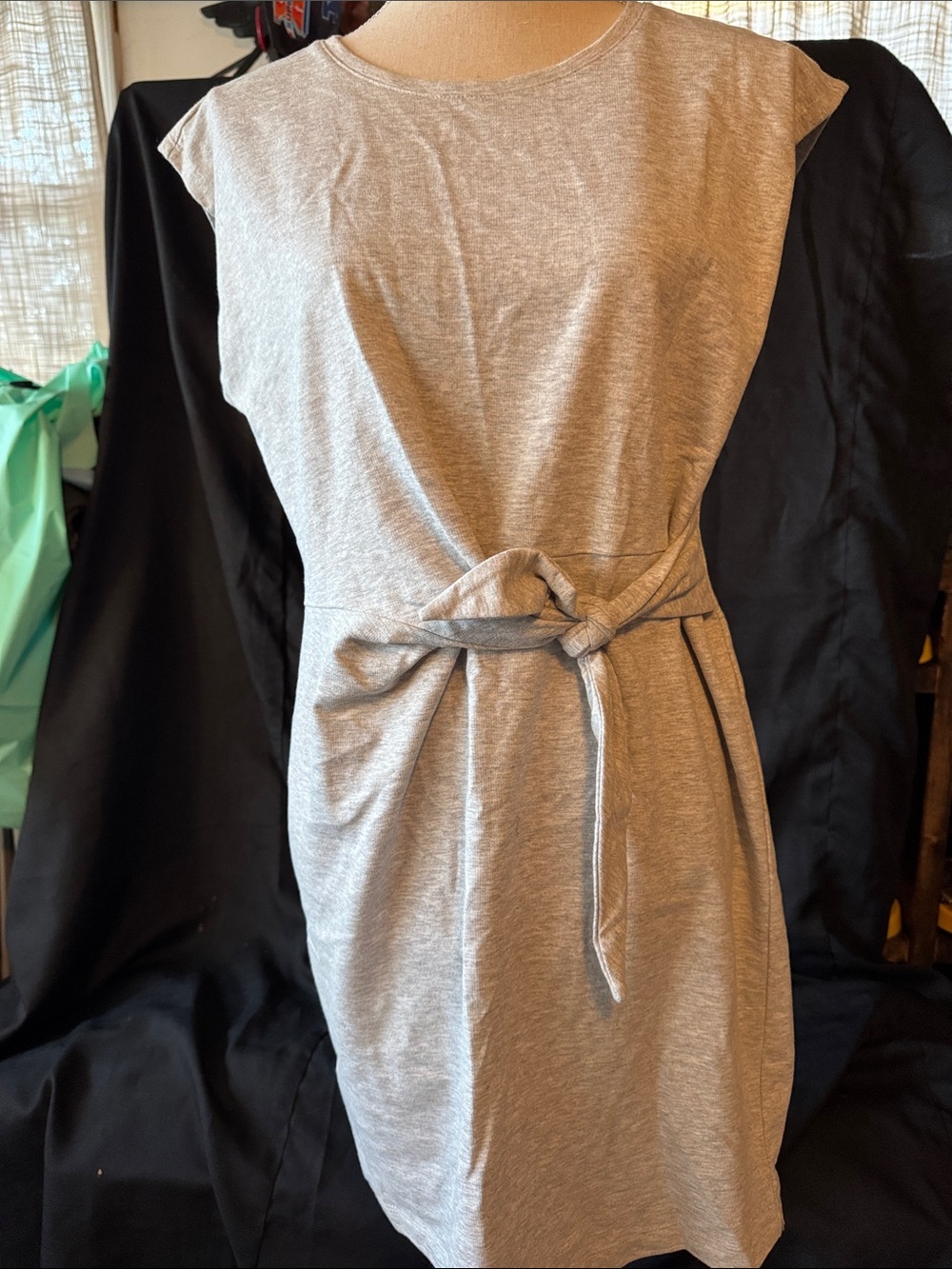 Casual Gray Tie-Waist Shift Dress